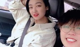 反差眼镜妹挑战大赛,反差眼镜妹挑战大赛，揭秘时尚与个性的完美融合