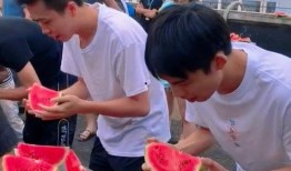 校园大赛吃瓜反差,吃瓜群众背后的反差魅力